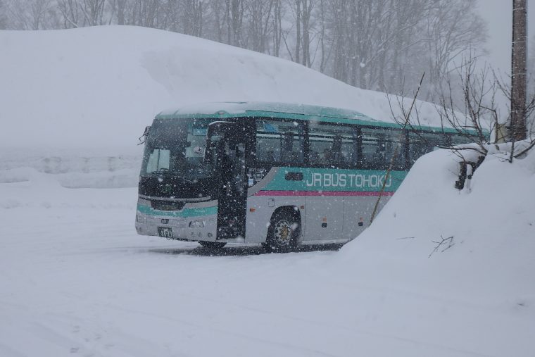 八甲田へのバス