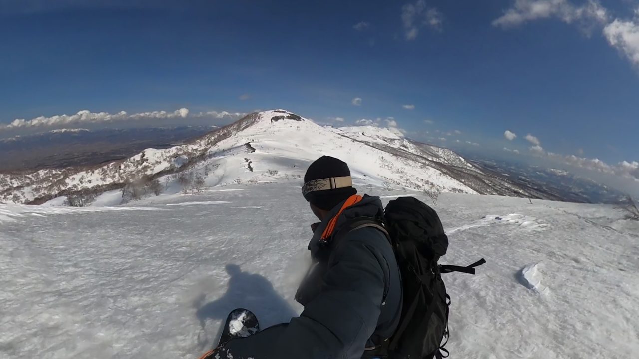 Drop in niseko mountain range