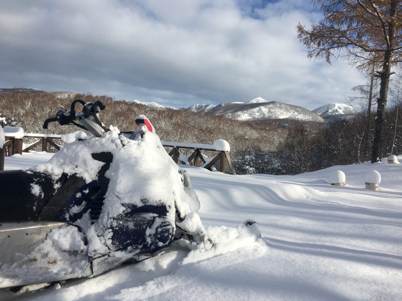 デッキから臨むニセコ連山